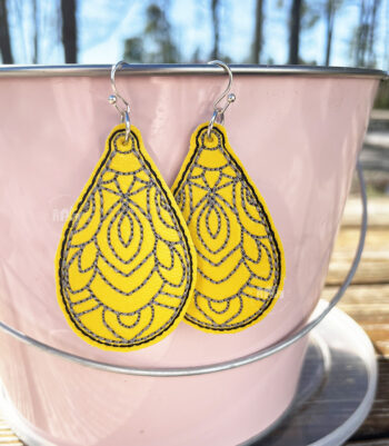 Filigree Style 2 Earrings – ITH Machine Embroidery Design